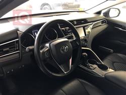 تۆیۆتا کامری